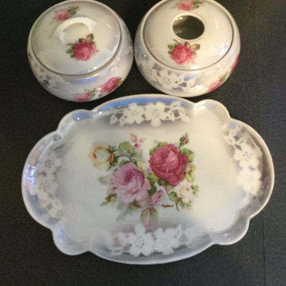 Vintage vanity set - Picture 1 of 6